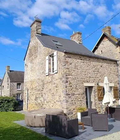Maison De Famille Avec Ferienhaus Clécy
